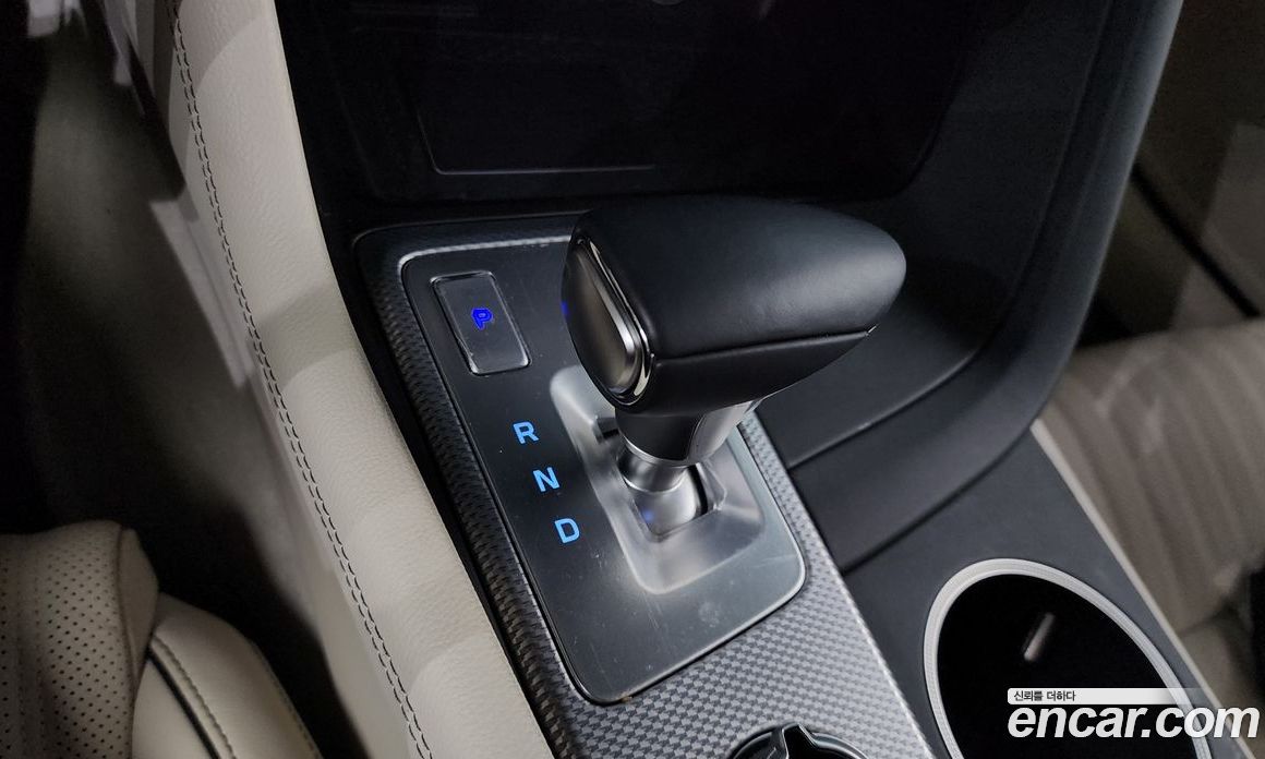 Genesis G70 Gasoline 2.0T 2WD