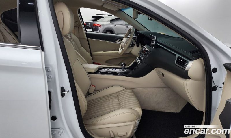 Genesis G70 Gasoline 2.0T 2WD