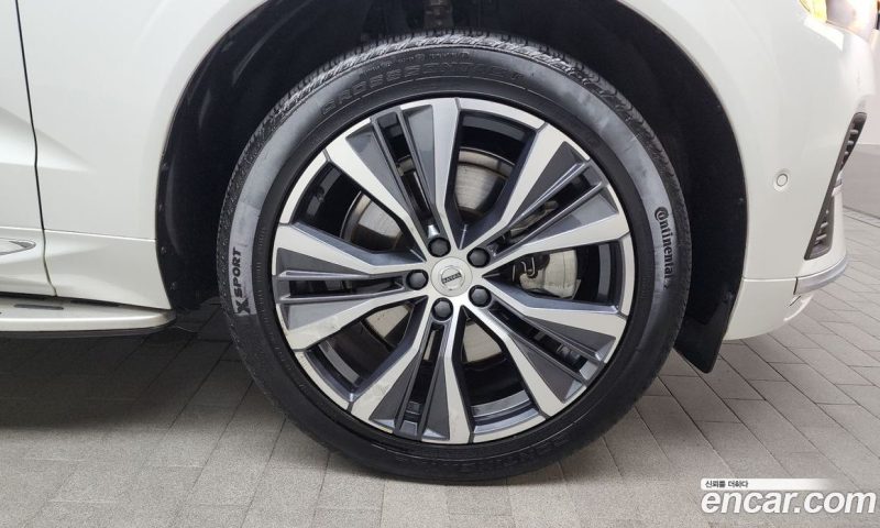 Volvo XC60 B6 Inscirtion