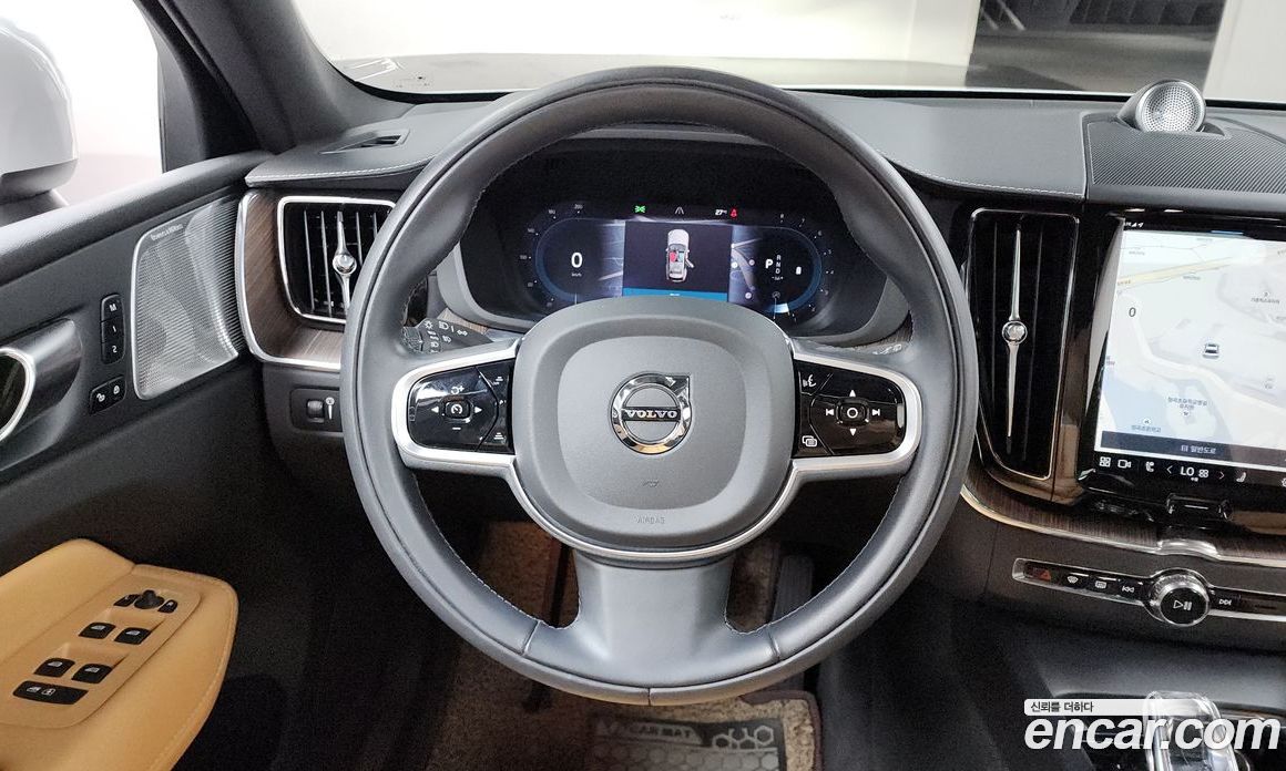 Volvo XC60 B6 Inscirtion