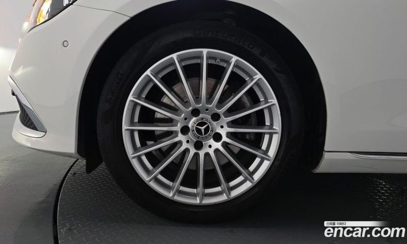Mercedes Benz E-Class E250 Exclusive