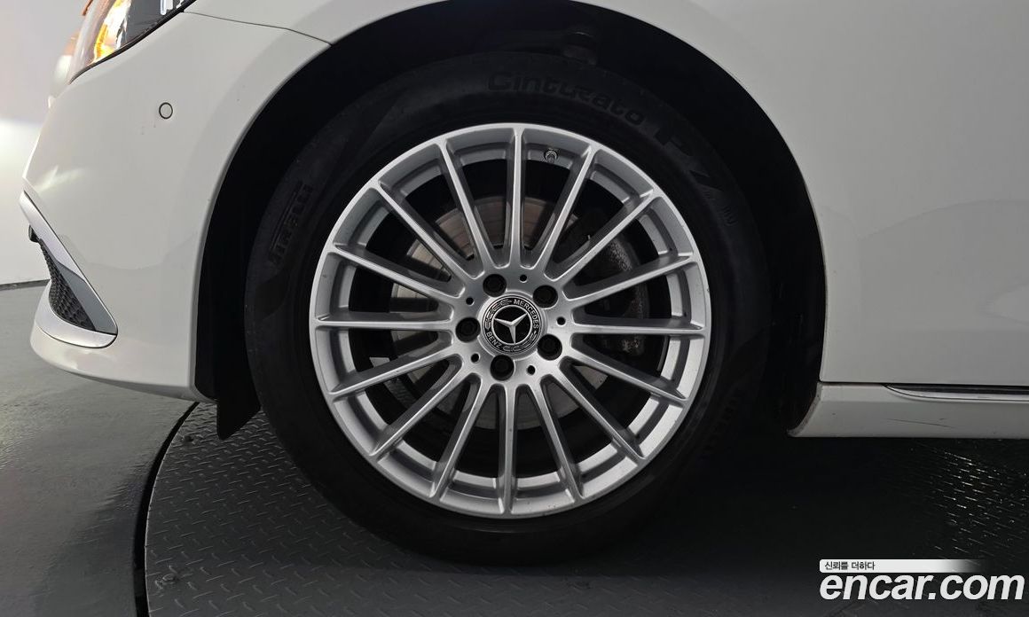 Mercedes Benz E-Class E250 Exclusive