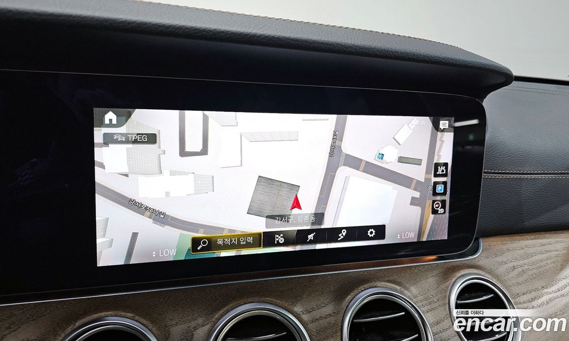 Mercedes Benz E-Class E250 Exclusive