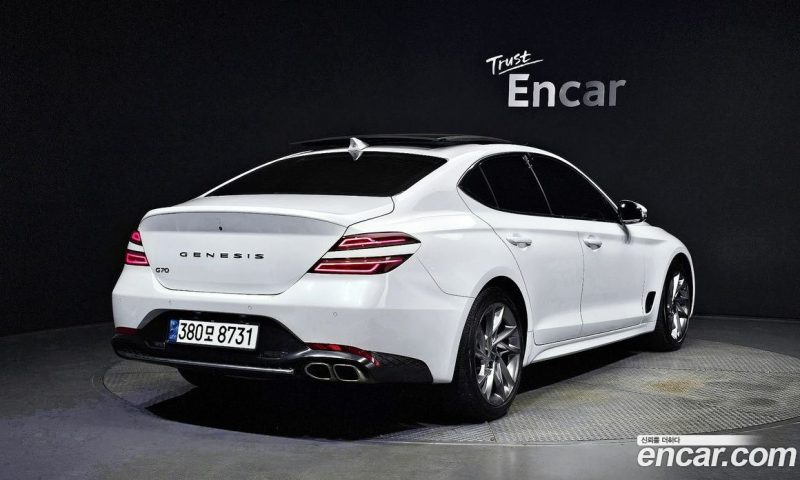Genesis G70 Gasoline 2.0T 2WD