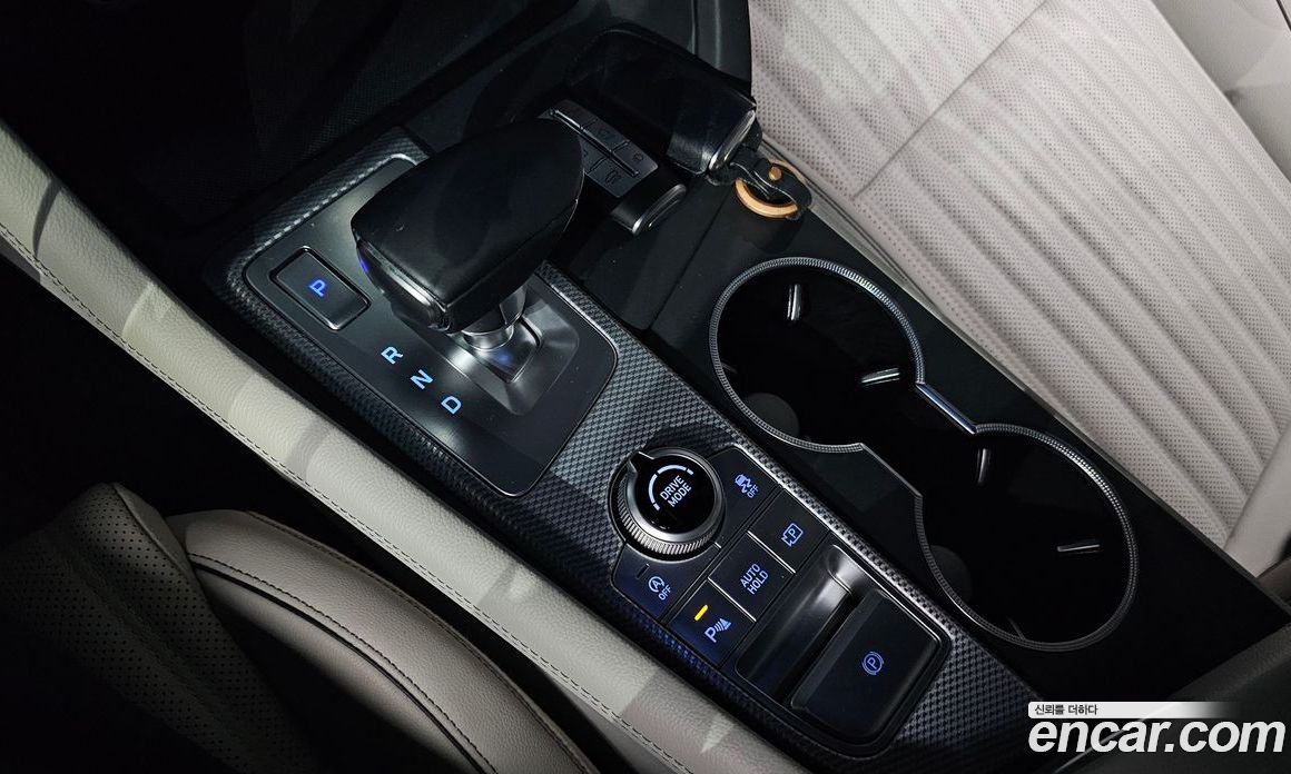 Genesis G70 Gasoline 2.0T 2WD