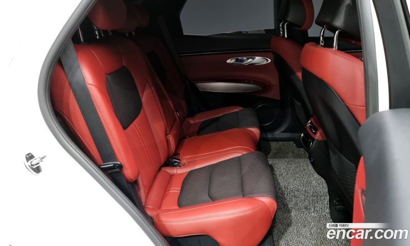 Genesis GV70 2.5T Gasoline 2WD