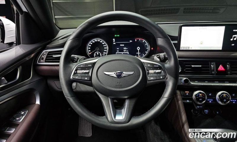 Genesis G70 Gasoline 2.0T 2WD
