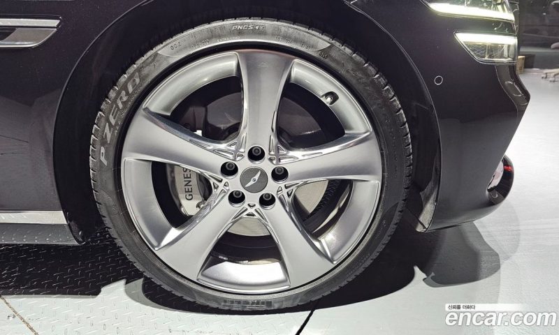 Genesis G80 Gasoline 2.5 Turbo AWD