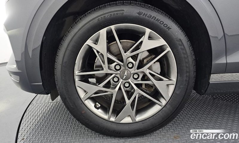 Genesis GV70 2.5T Gasoline 2WD