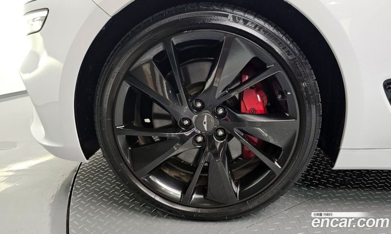 Genesis G70 Gasoline 2.0T 2WD
