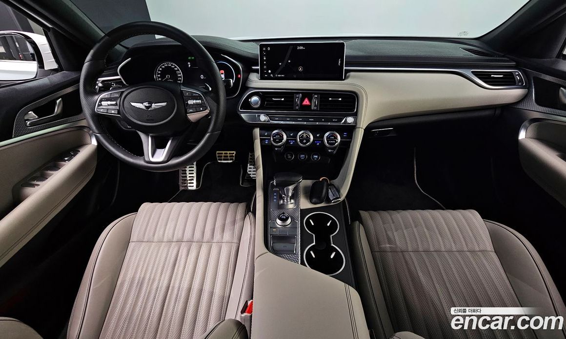 Genesis G70 Gasoline 2.0T 2WD