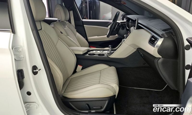 Genesis G70 Gasoline 2.0T 2WD