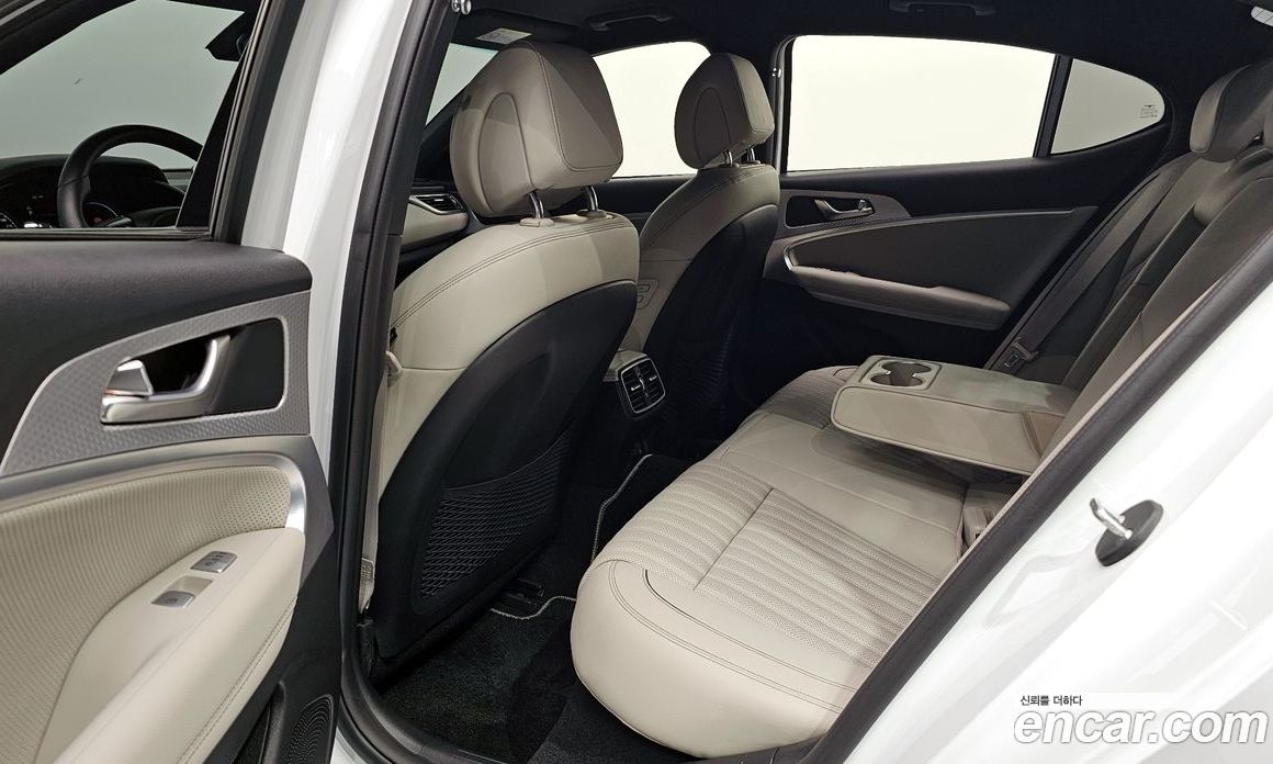 Genesis G70 Gasoline 2.0T 2WD