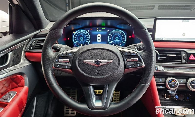 Genesis G70 Gasoline 2.0T 4WD