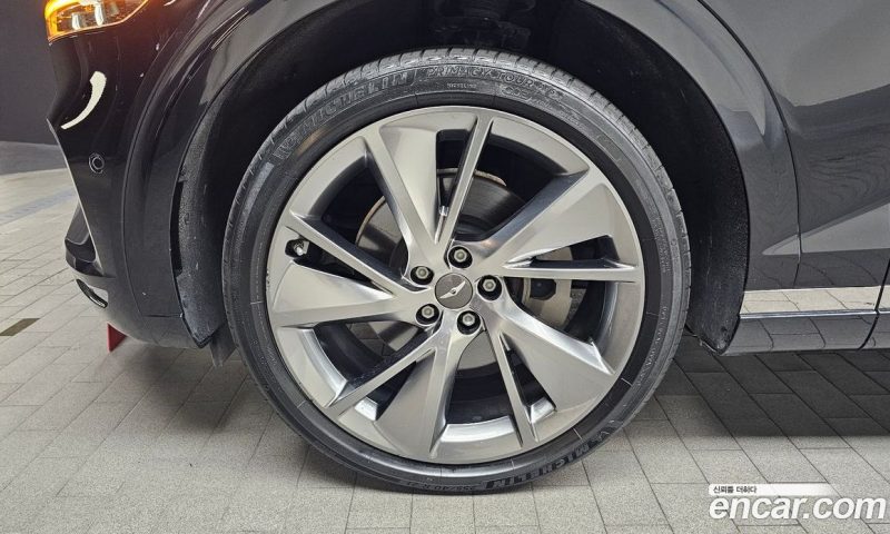 Genesis GV70 2.5T Gasoline AWD