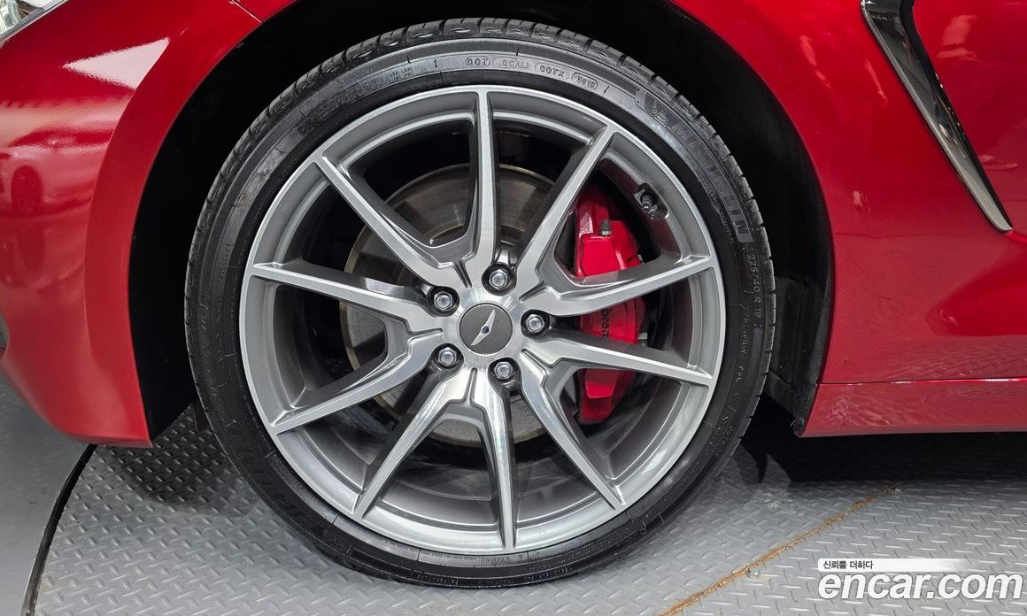 Genesis G70 2.0T AWD