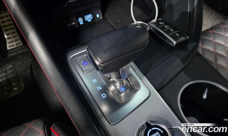 Genesis G70 2.0T AWD
