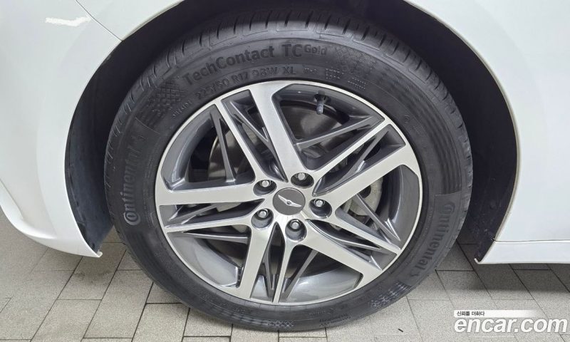 Genesis G70 Diesel 2.2 2WD