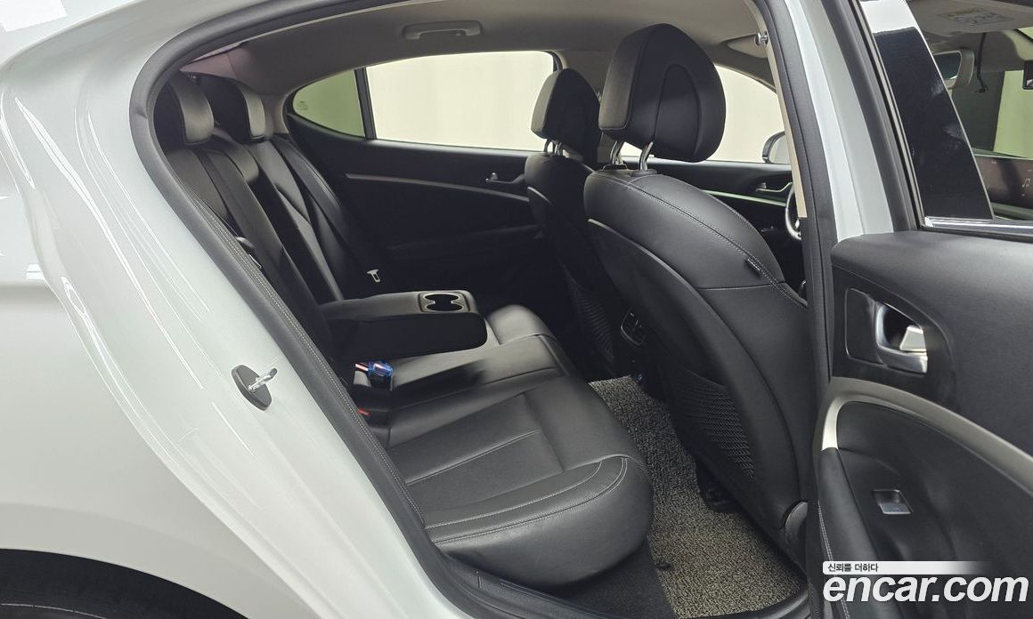 Genesis G70 Diesel 2.2 2WD