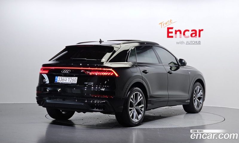 Audi Q8 55 TFSI Quattro Premium