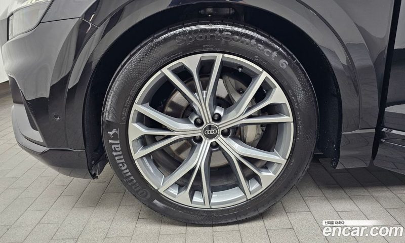 Audi Q8 55 TFSI Quattro Premium