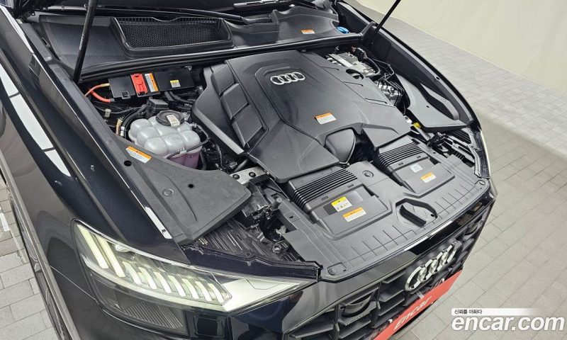 Audi Q8 55 TFSI Quattro Premium