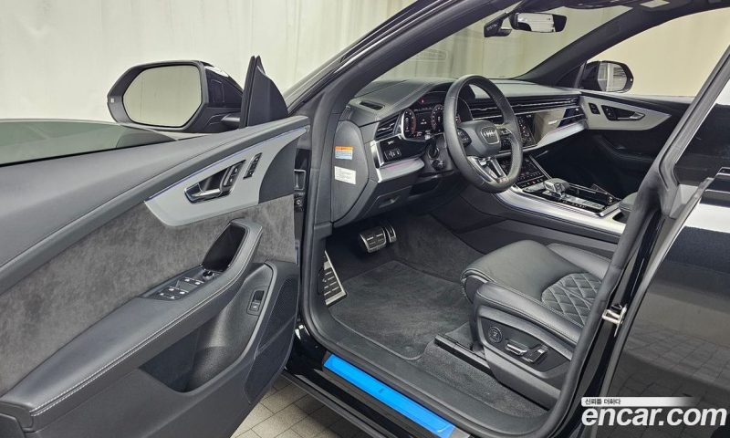Audi Q8 55 TFSI Quattro Premium