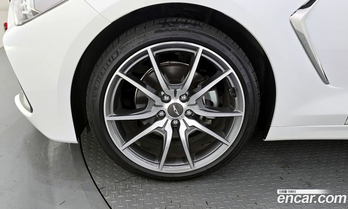 Genesis G70 2.0T AWD