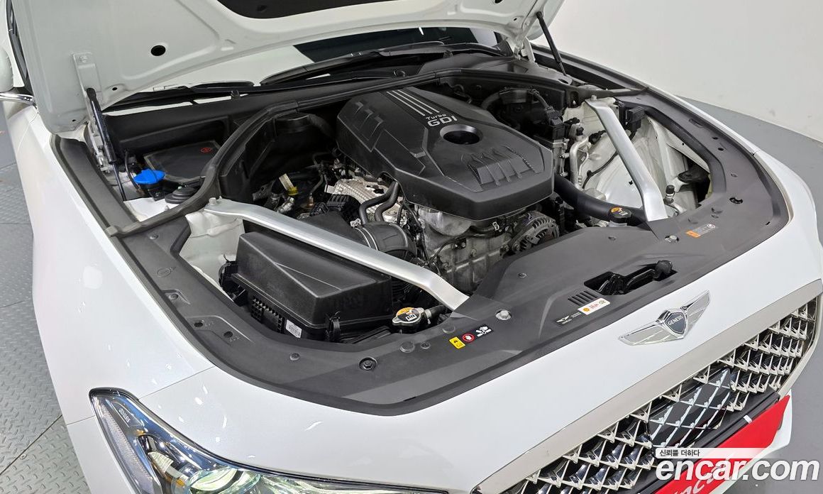 Genesis G70 2.0T AWD