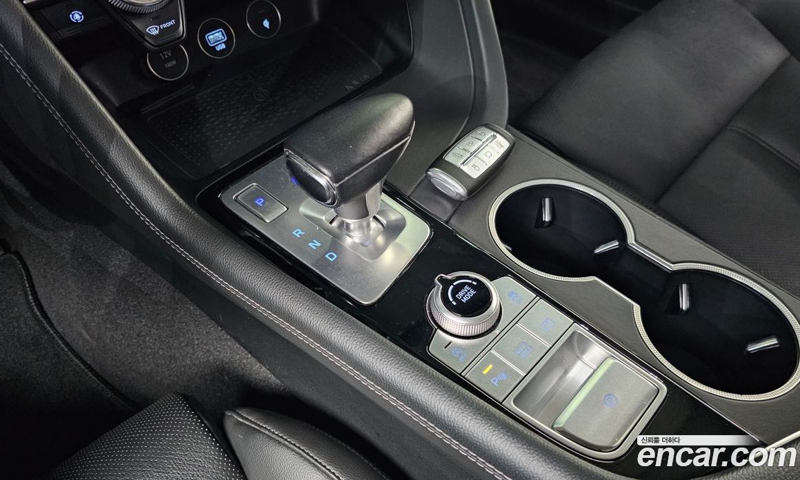 Genesis G70 Gasoline 2.0T 2WD
