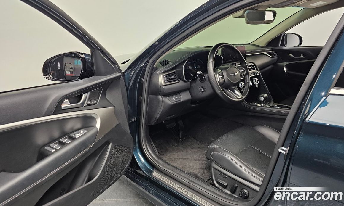 Genesis G70 Gasoline 2.0T 2WD