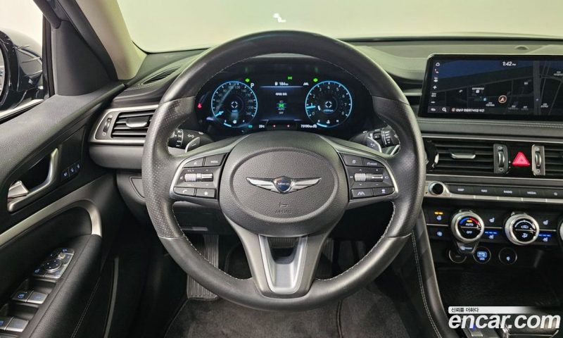 Genesis G70 Gasoline 2.0T 2WD