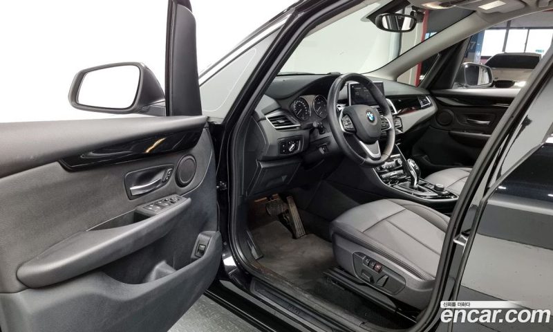 BMW 2-Series Advantage