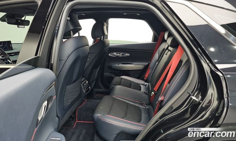 Genesis GV70 2.5T Gasoline 2WD