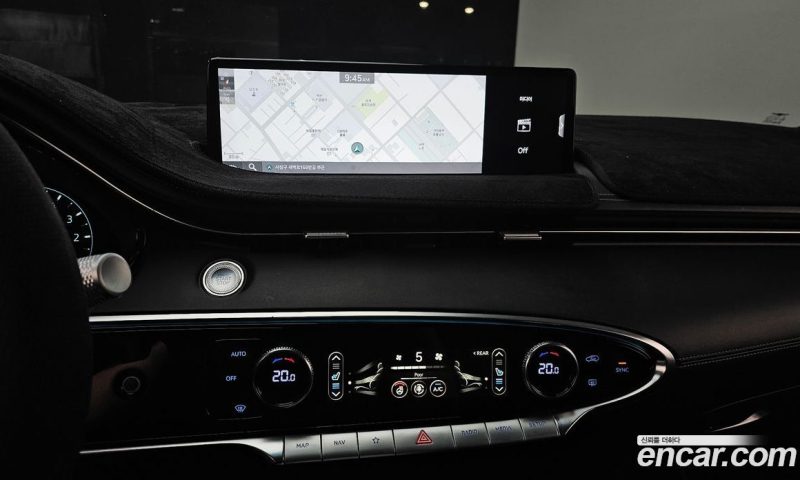 Genesis GV70 2.5T Gasoline 2WD