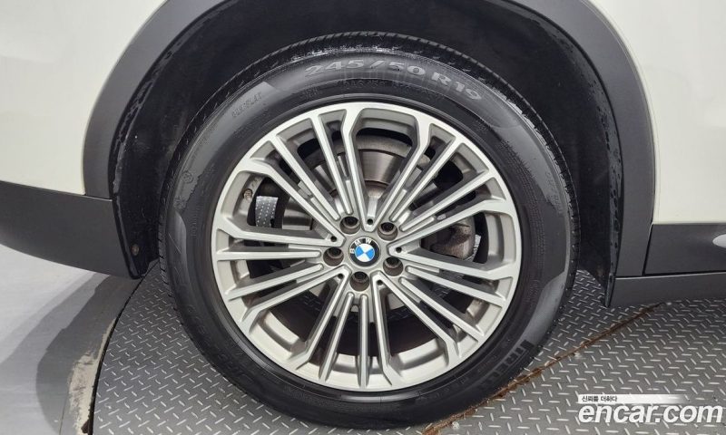 BMW X3 xDrive i20 Luxury