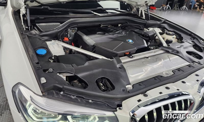 BMW X3 xDrive i20 Luxury