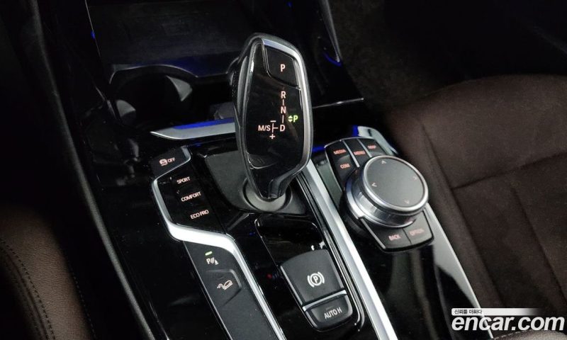 BMW X3 xDrive i20 Luxury