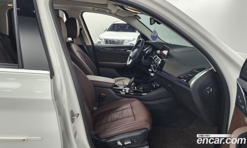 BMW X3 xDrive i20 Luxury