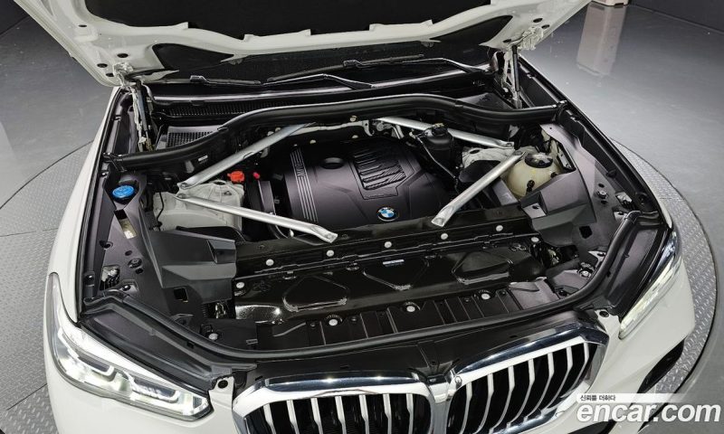 BMW X5 xDrive i40 Msports Onlie Excl ED