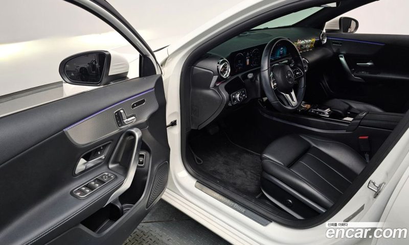 Mercedes Benz A-Class A220 Sedan