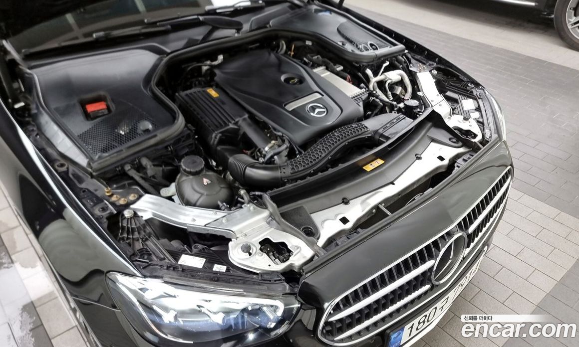 Mercedes Benz E-Class E250 Avantgarde
