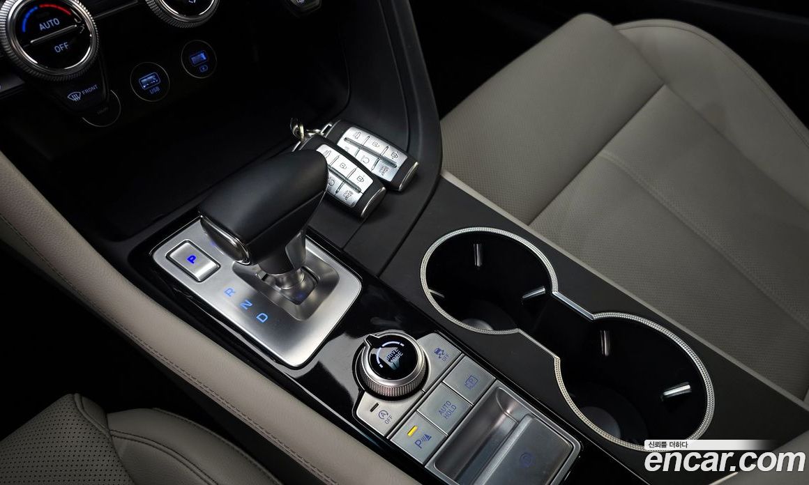 Genesis G70 Gasoline 2.0T 2WD