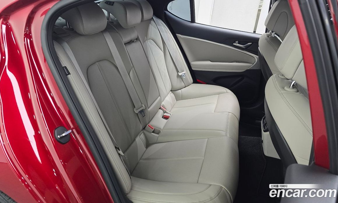 Genesis G70 Gasoline 2.0T 2WD
