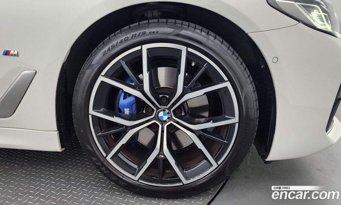 BMW 5-Series i530 M Sport Package