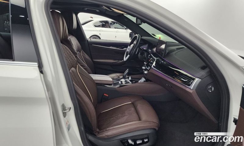 BMW 5-Series i530 M Sport Package