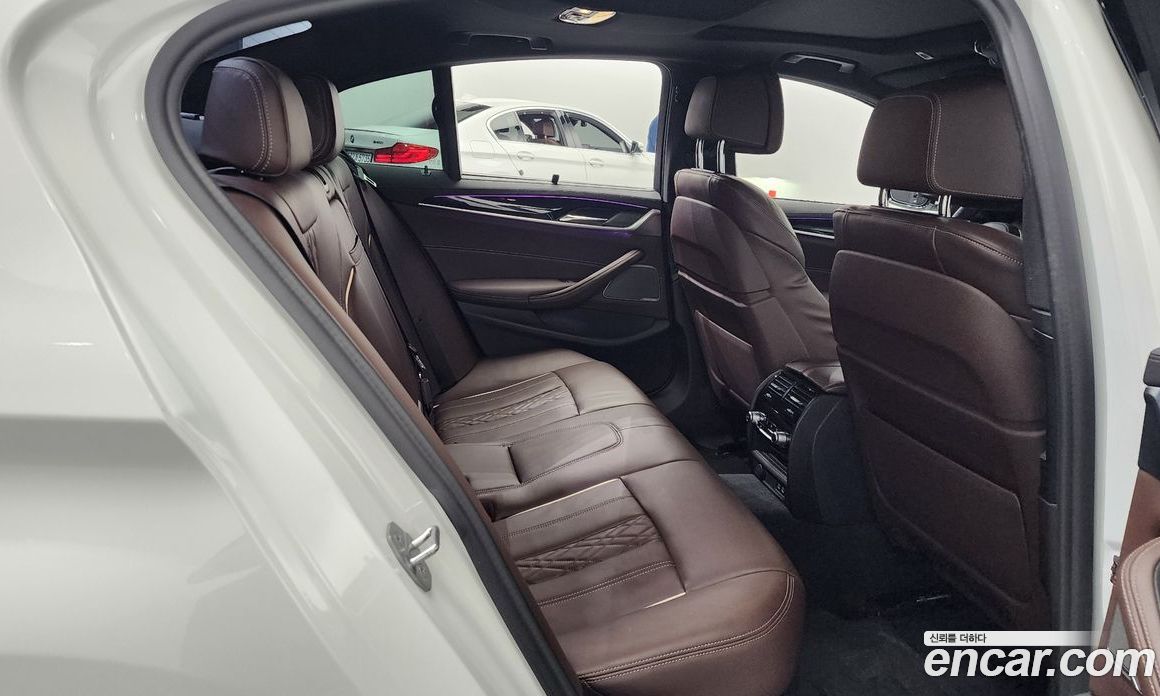BMW 5-Series i530 M Sport Package
