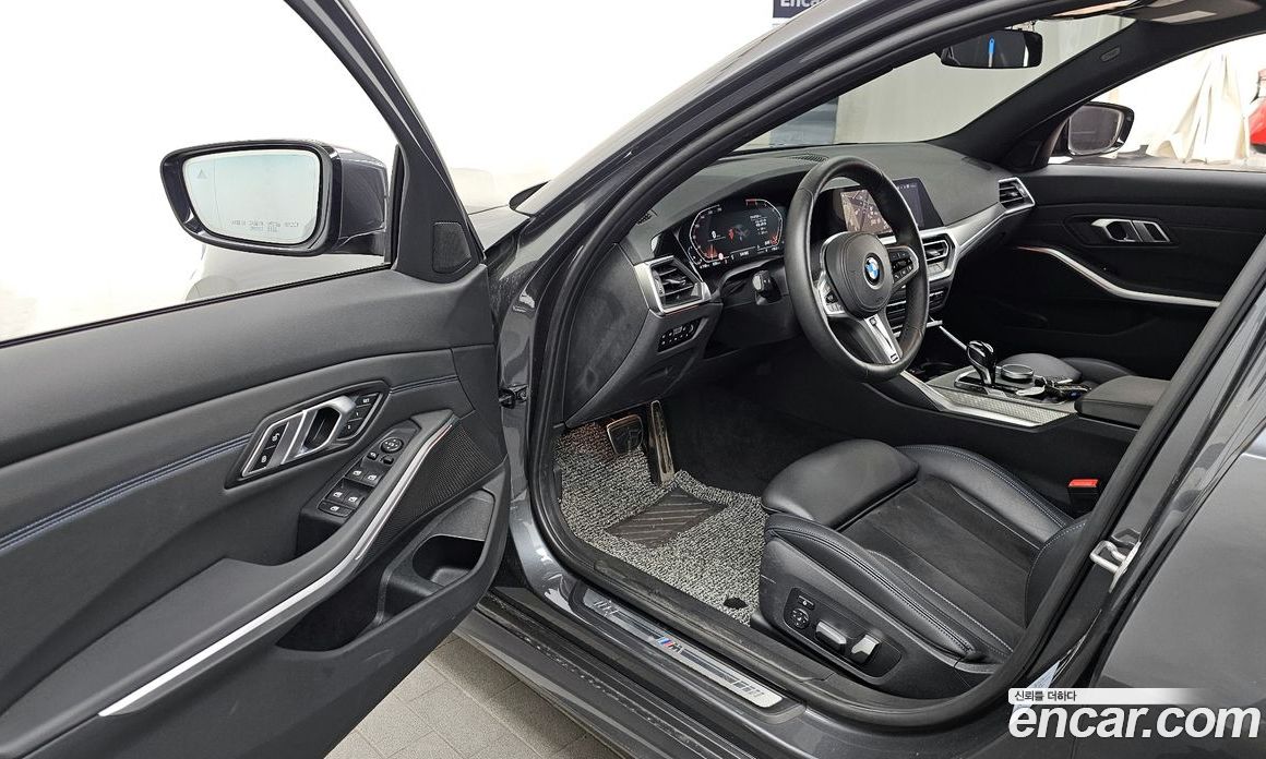 BMW 3-Series i320 M Sport
