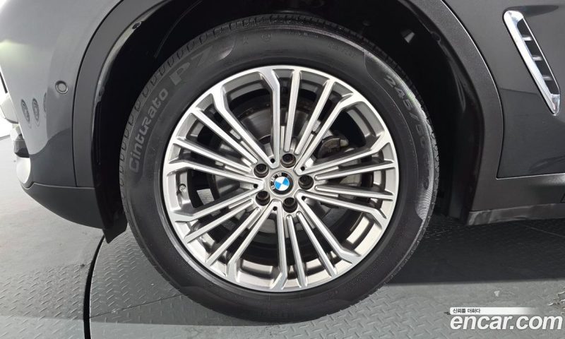 BMW X3 xDrive i20 Luxury