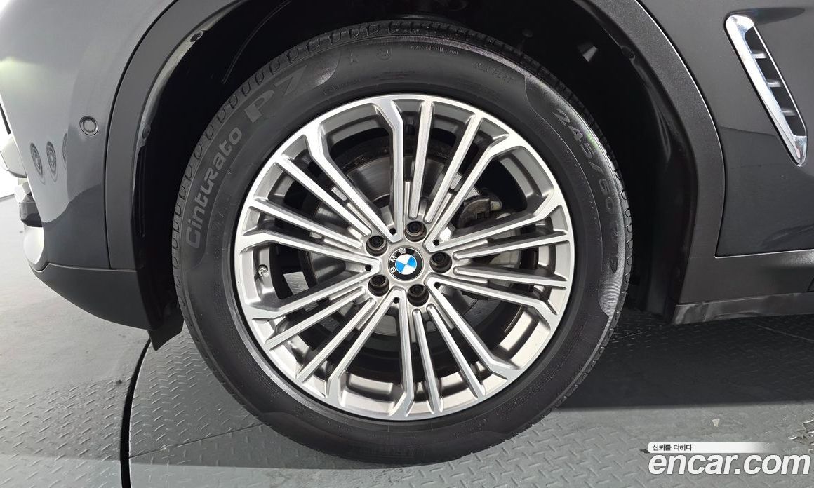 BMW X3 xDrive i20 Luxury